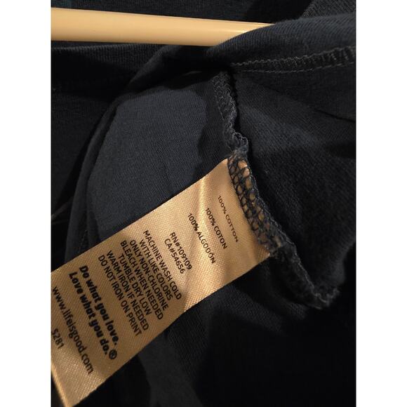 Life Is Good Classic Fit Tee M Womens Beach Umbrella Short Sleeve Blue Crew Neck - Picture 5 of 6